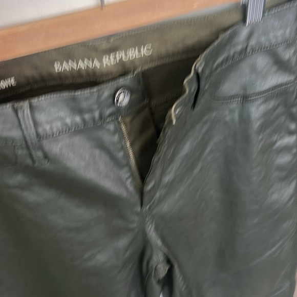 Banana Republic Dark Green Faux Leather Skinny Pants Size 29 - Picture 14 of 15
